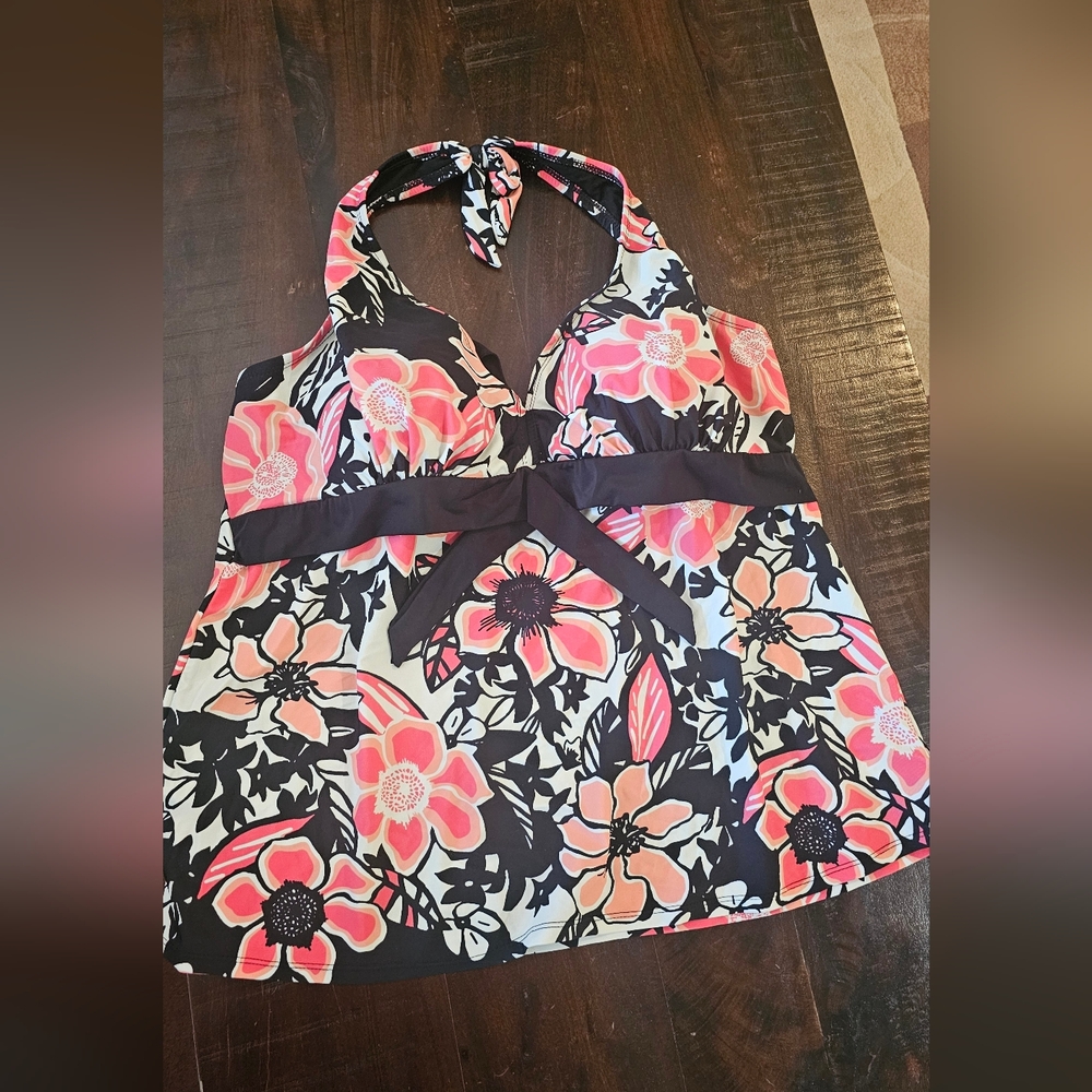 Swimsuits For All Floral Halter Top Tankini Excellent Condition Size 20